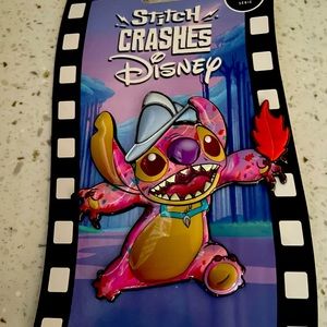 Stitch Crashes Disney Pin